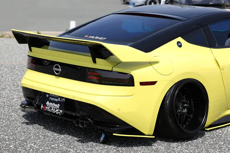 326 Power Manriki Wing W/Logo For Nissan (Rz34/400Z) 1