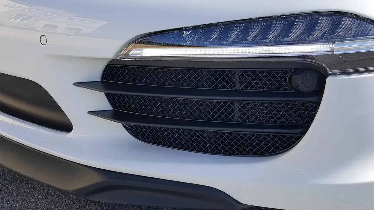 Zunsport Porsche 991 Carrera C2s - Outer Grille Set (With Parking Sensors) 1
