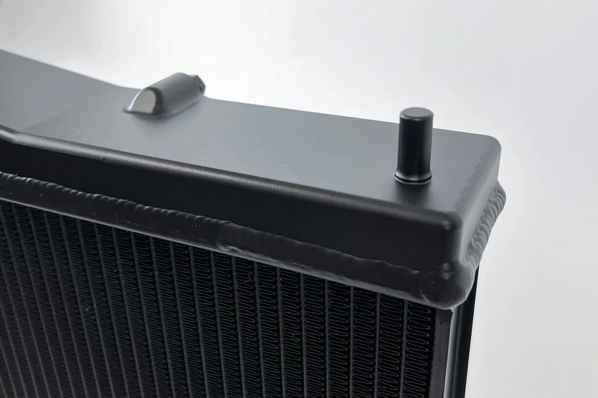 R33 Skyline Gt-R/Gts Full Billet Aluminum High-Performance Radiator - Black 2