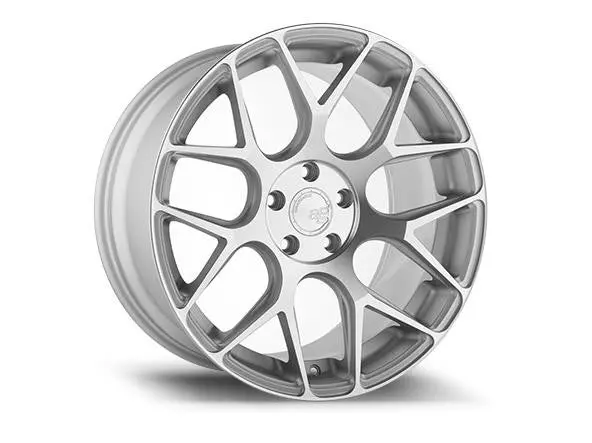 Avant Garde M590 1