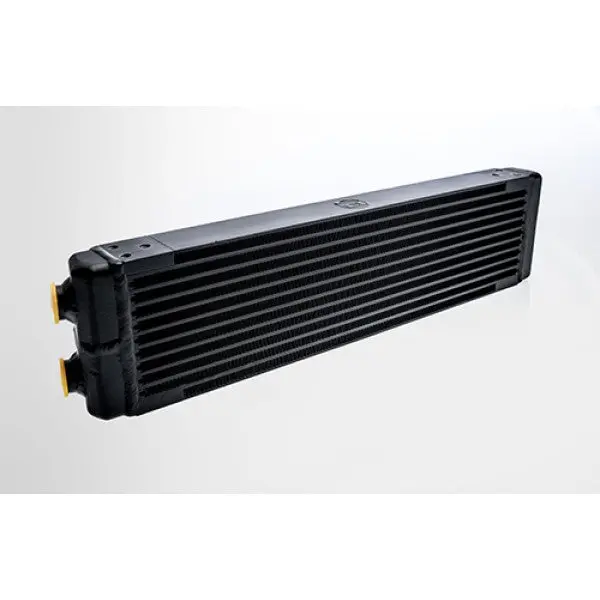 Universal Dual-Pass Oil Cooler / Rs Porsche / M22 X 1.5 / 24L X 5.75H X 2.16W 1