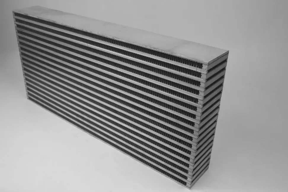 High-Performance Bar & Plate Intercooler Core 25X12x3.5 1