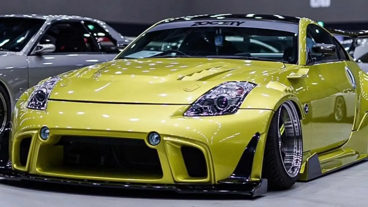 M-Sports Front Fenders (Frp) Nissan 350Z (Z33) 1