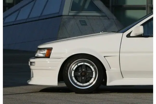 Vertex Front Aero Fenders For 1983-1987 Toyota Ae86 Corolla (Levin - Trueno) 1