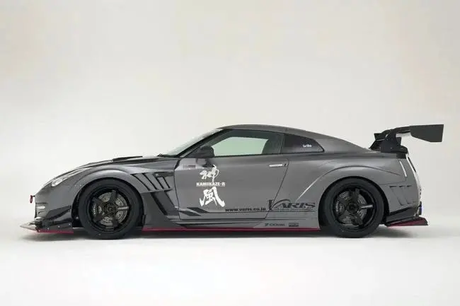 Varis Kamikaze-R Super Sonic Ver.2 Kit For Cba-R35 / Dba-R35 Nissan Gt-R [Vani-202] 1