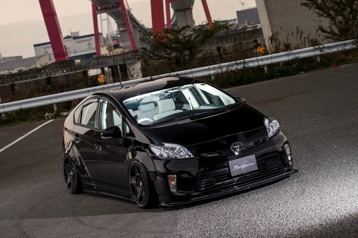 Lb Nation Prius 30 1