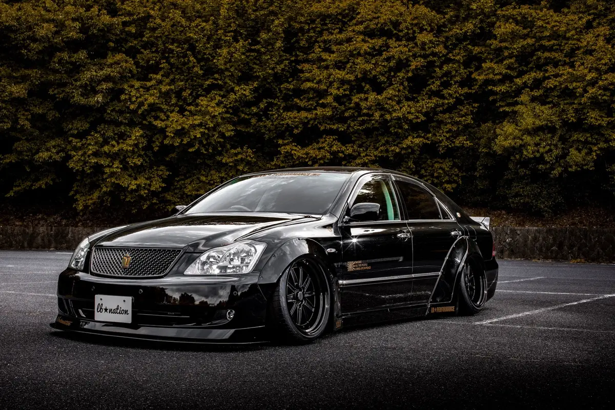 Lb Nation X K-Break Toyota 18 Crown 1