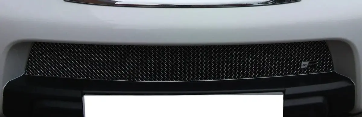 Zunsport Nissan Navara  Front Lower Grille 1