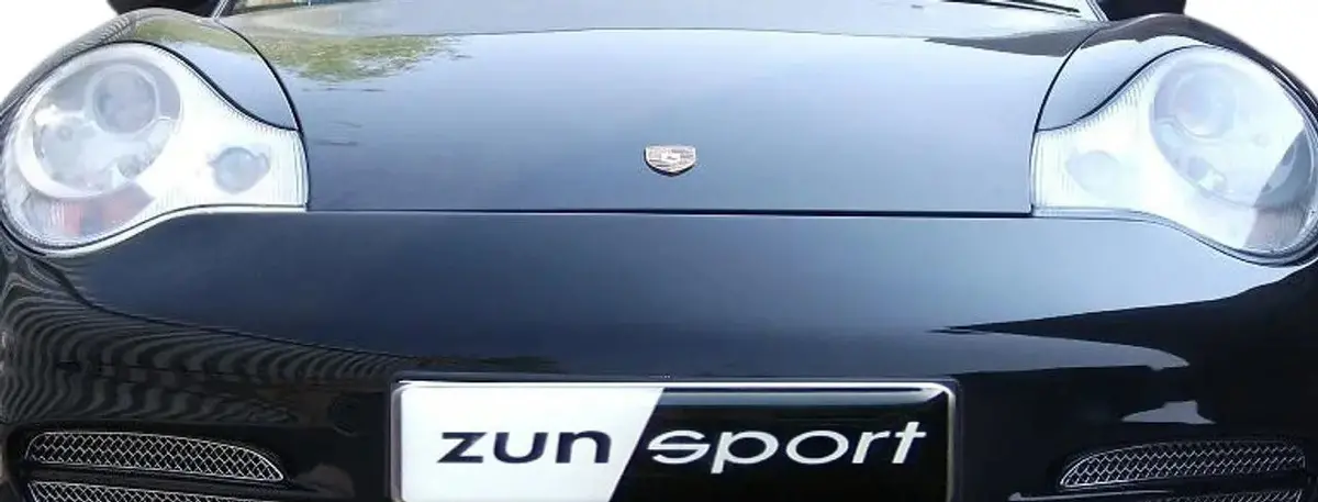 Zunsport Porsche Carrera 996 Facelift - Upper Grille Set 1
