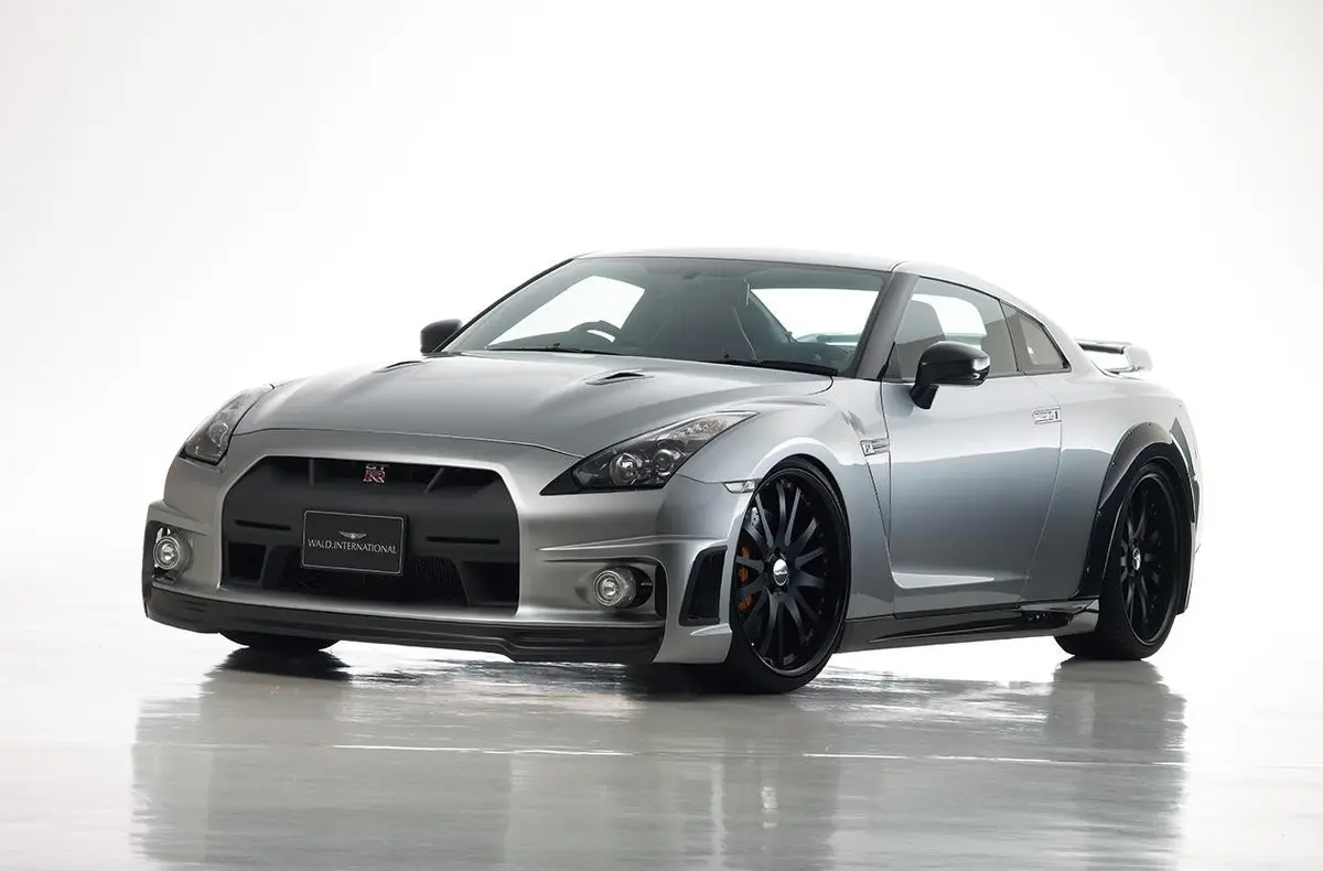Wald Gt-R Black Bison 1