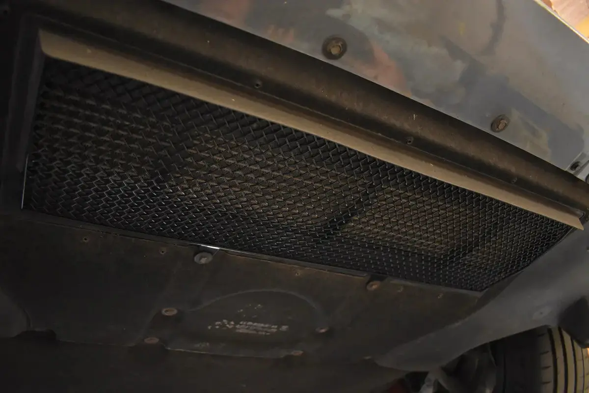 Zunsport Bmw X3 / X4 M Competition - Oil Cooler Grille 1