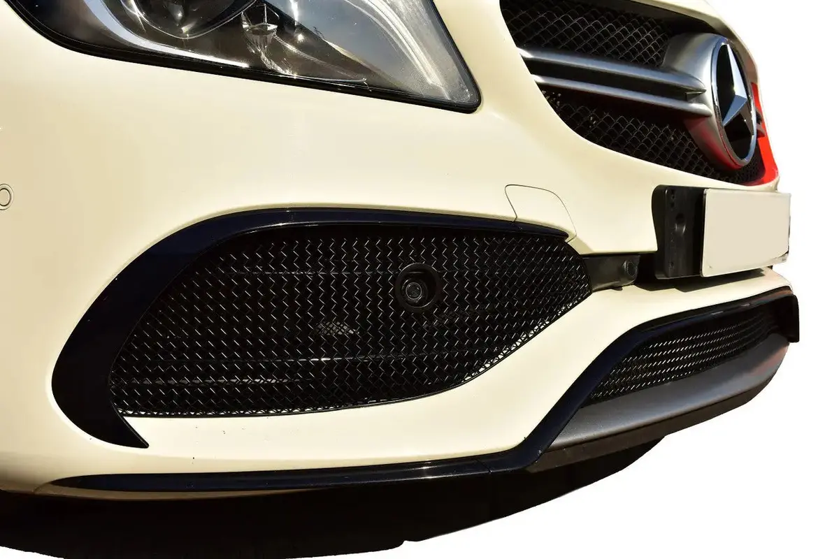Zunsport Mercedes Amg A45 Facelift (W176) - Front Grille Set 1