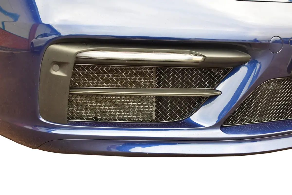 Zunsport Porsche 992 Carrera (Sport Design Package) - Outer Grille Set 1