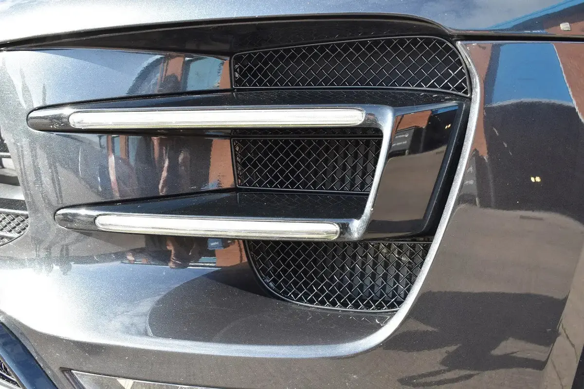 Zunsport Porsche Macan Turbo - Outer Grille Set 1