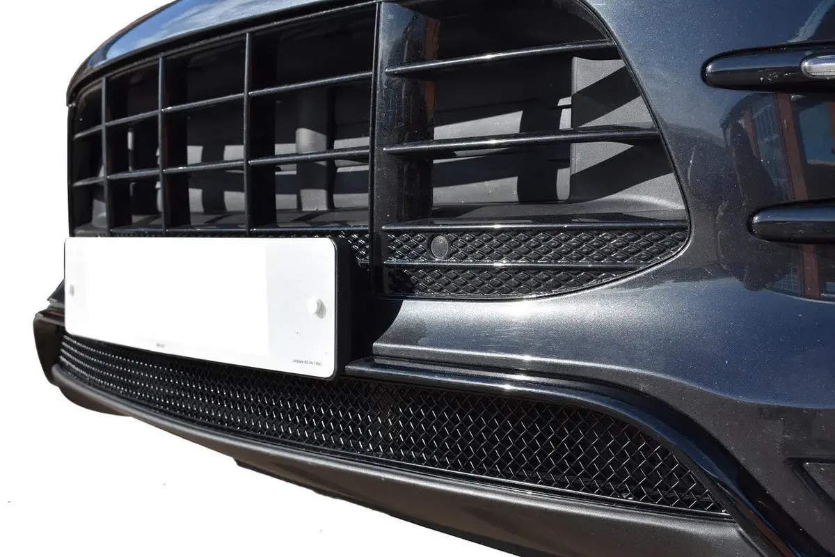 Zunsport Porsche Macan Turbo - Lower Grille 1