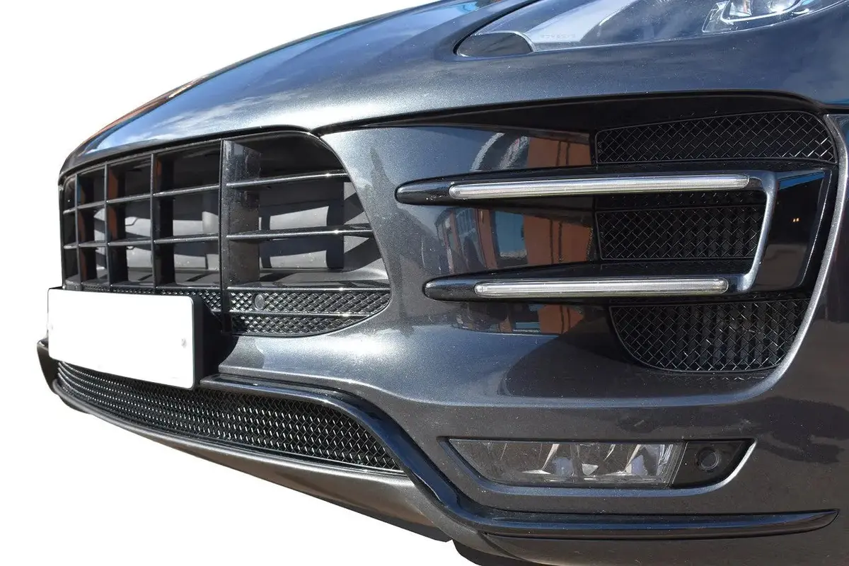Zunsport Porsche Macan Turbo - Front Grille Set 1