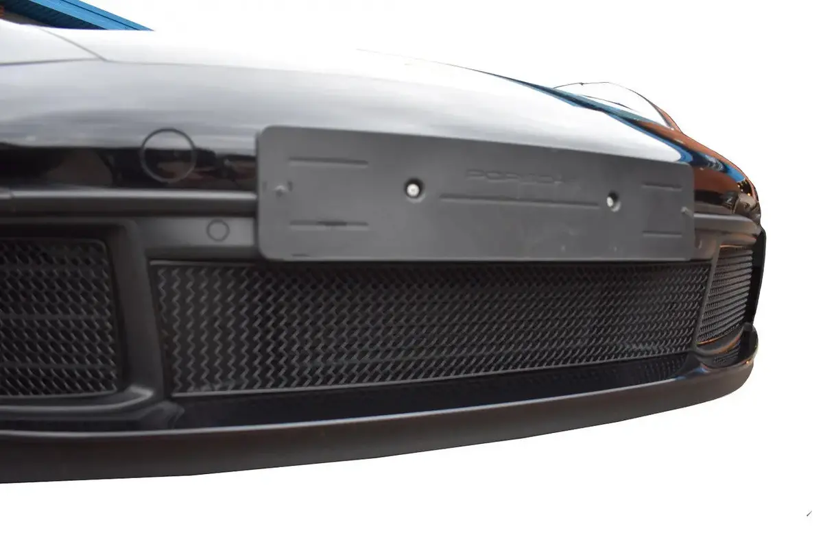 Zunsport Porsche Carrera 992 (C2,C2s,C4,C4s) - Centre Grille Set 1