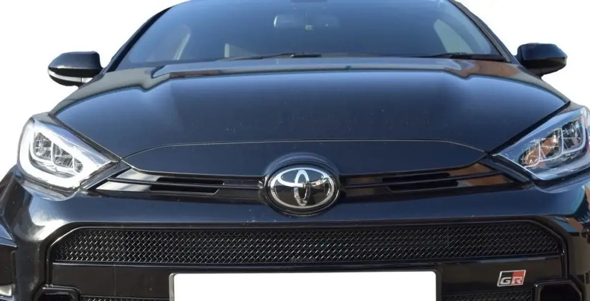Zunsport Toyota Gr Yaris Gen 1 - Upper Grille 1