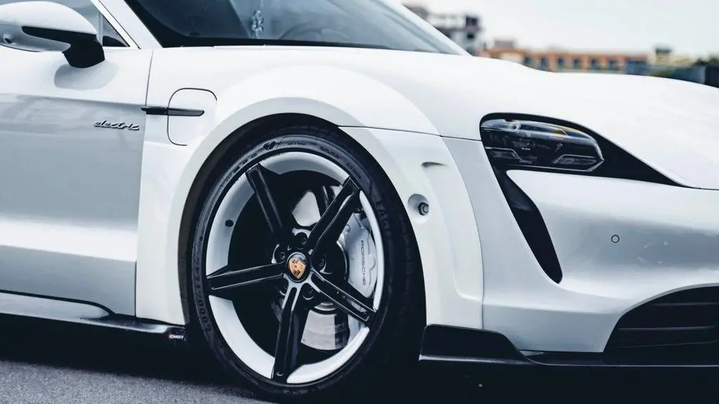 Cmst Tuning Carbon Fiber/Frp Wheel Arches For Porsche Taycan 9J1 Rwd/4S/Gts/Turbo/Turbo S 1