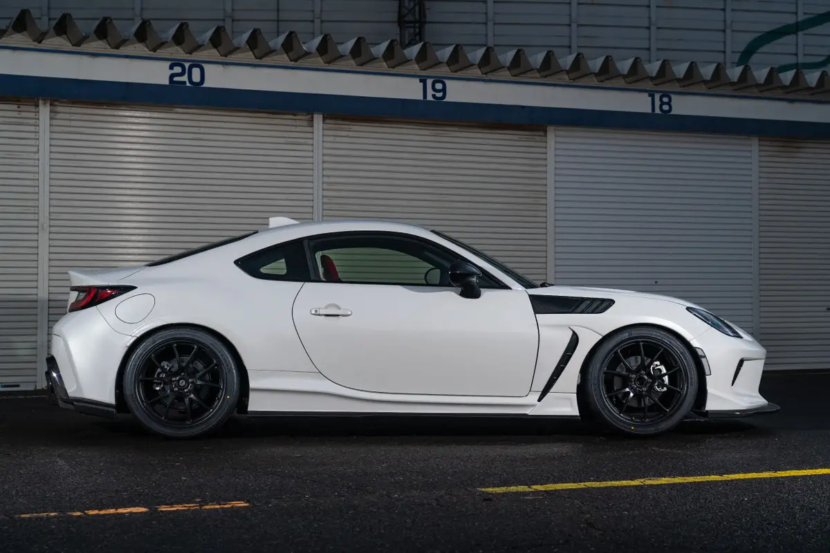 Axell Auto Side Skirts For Subaru Brz (Zd8) & Toyota Gr86 (Zn8) 2022 1
