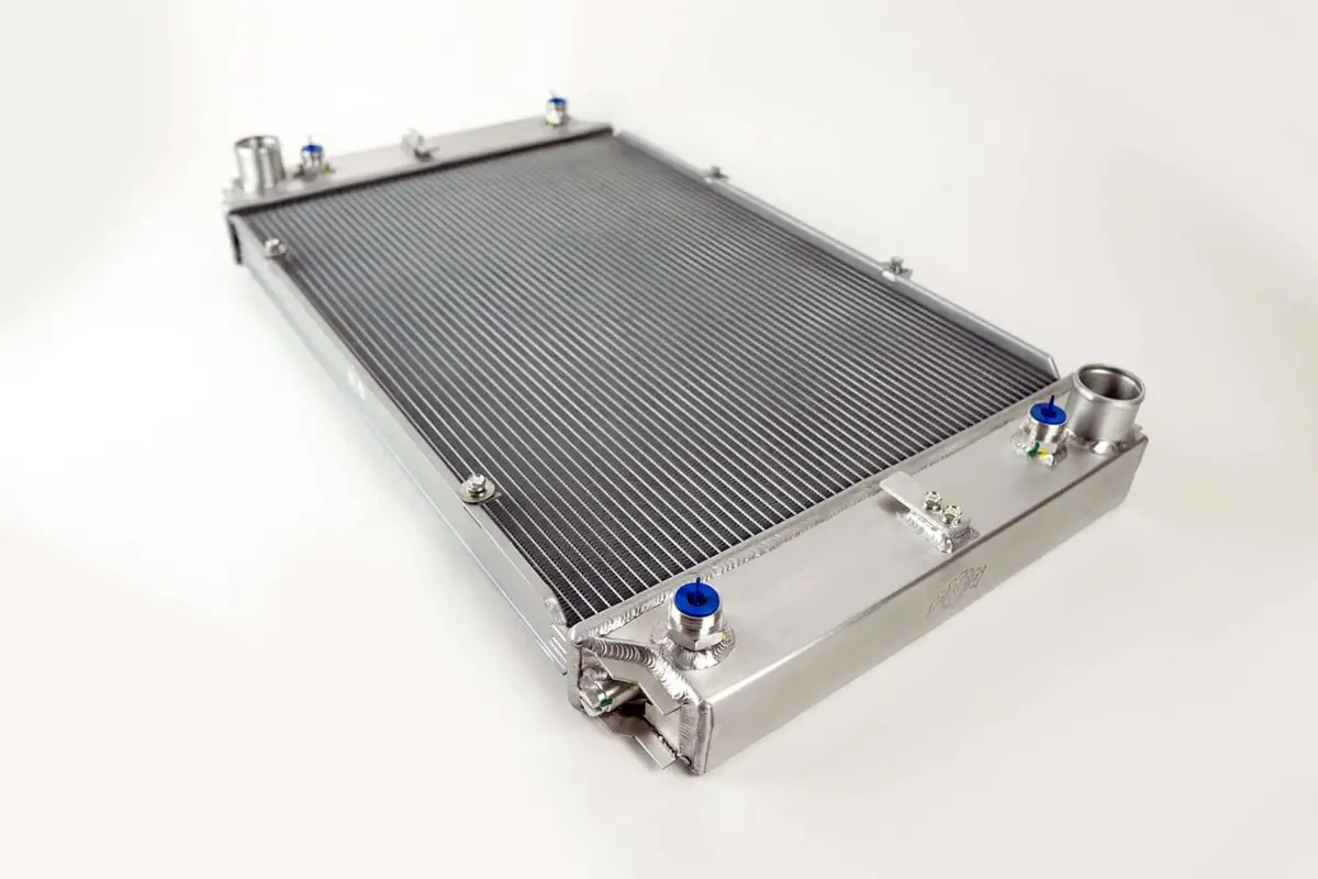 78 - 95 Porsche 928 Models Csf High-Performance Radiator 2