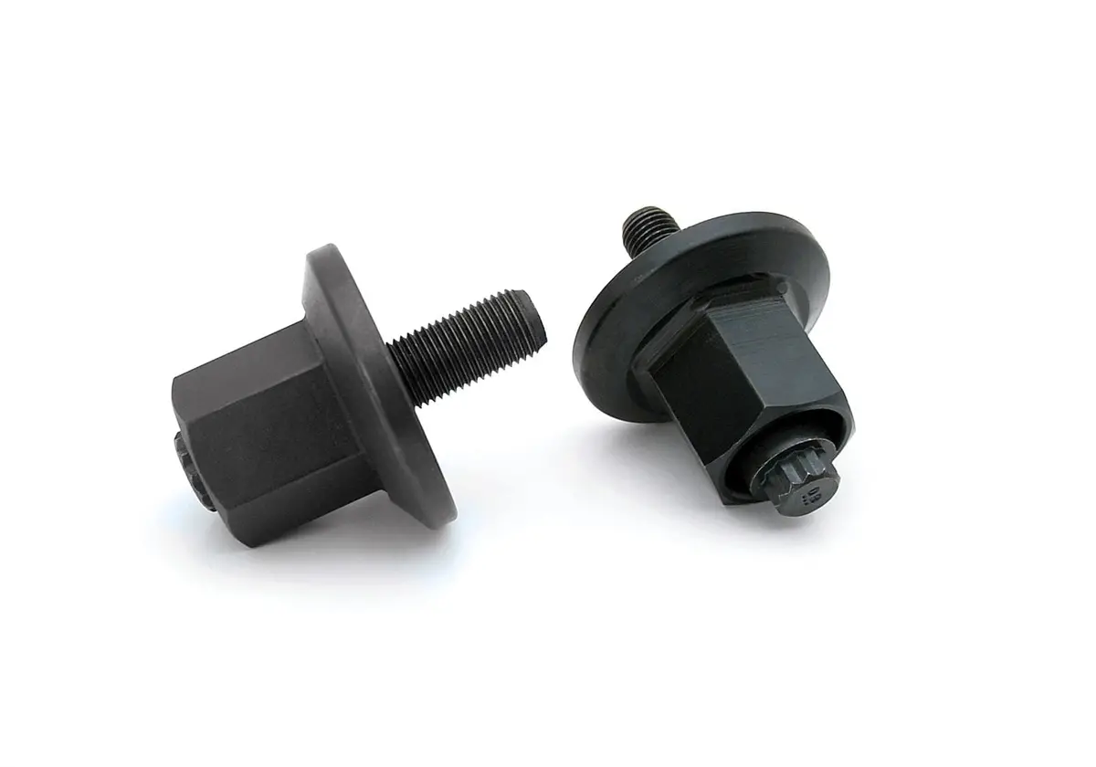 Comp Cams 320 Two-In-One Crankshaft Nut Assembly – Dual-Function Wrenching & Retaining Design 1